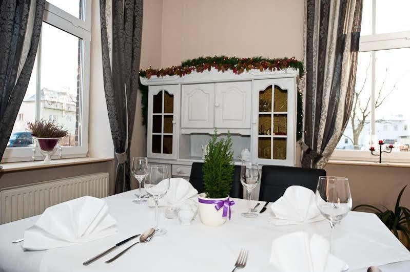 Hotel Arkadia Walbrzych Restoran gambar